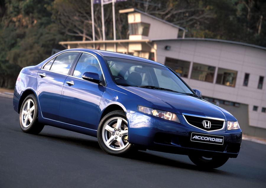  Honda Accord Euro 2003 года  (AU) (фото 7 из 12)